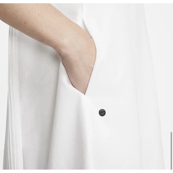 Nike Dri-FIT Ace Sleeveless Golf Dress Size Medium - Picture 5 of 11